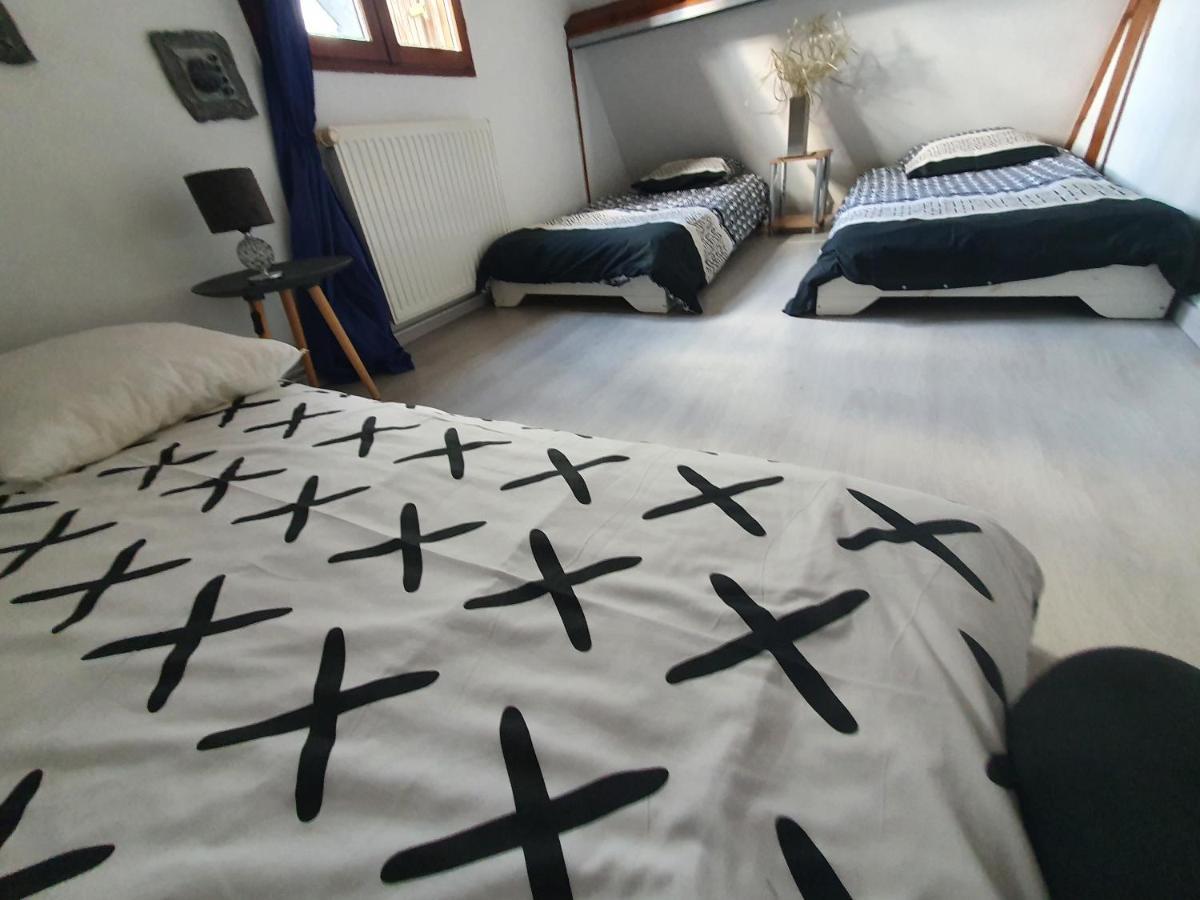 MAISON GÎTE ENTIER EN HYPER HYPER CENTRE AUX COEUR DES HALLES de TOURS de 2 à 7 PERSONNES Esterno foto